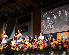 Image: students sing