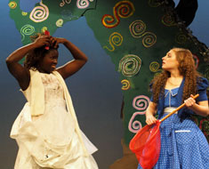 Image: The White Queen (Jessica Nortey) tells Alice (Rebecca Hoffman) about her bad hair day in MSSD's production of Alice's Adventures in Wonderland.